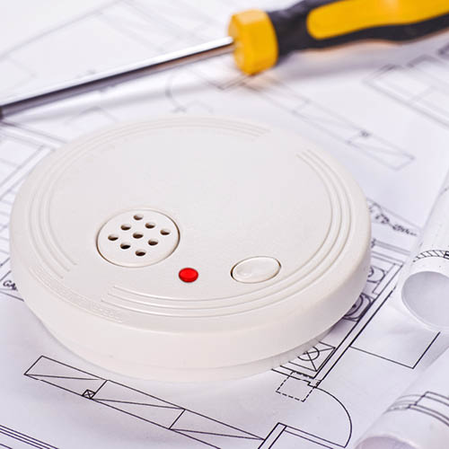Ihr Elektriker in Hamburg | Durchführung E-Check - Schäden verhindern | Elektrotechnik | Marquardt & Streck Hamburg Billstedt